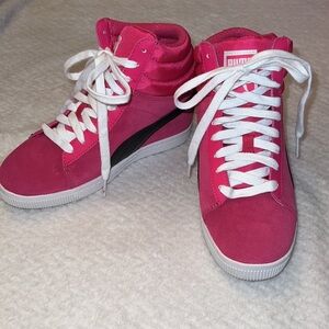 PUMA Bright Pink Suede Platform High-Top Sneakers Size 7
